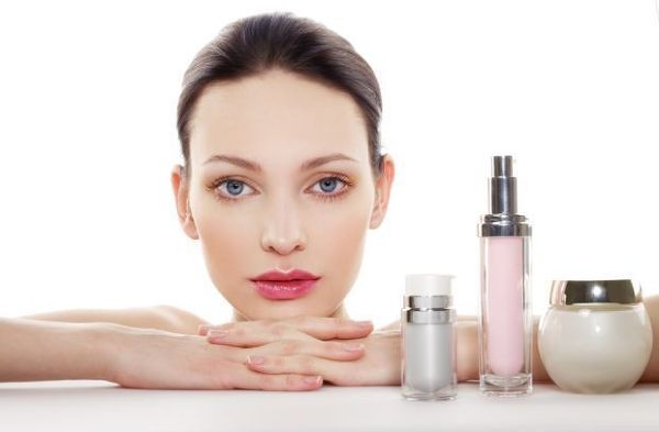 Wie sollten Sie die empfindliche Haut pflegen Cremes, Kosmetikprodukte und Tipps